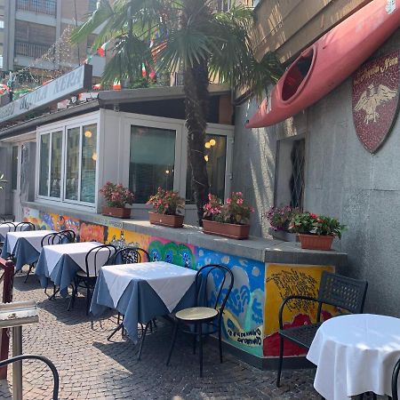 Aquila Nera Di Tony Hotel Ivrea Kültér fotó